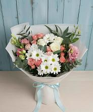Букет цветов из:  Розы, Лизиантусы и Хризантемы в Веселоярске
