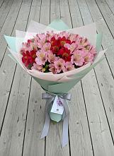 Букет цветов из:  Альстромерии в Веселоярске