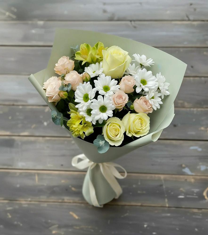 Букет цветов из: Альстромерии, Розы и Хризантемы в Веселоярске