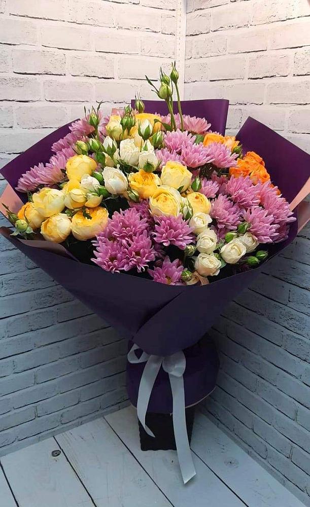 Букет цветов из: Хризантемы и Розы в Веселоярске