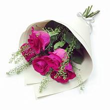 Букет цветов из:  Розы в Веселоярске