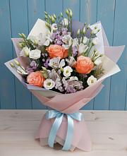 Букет цветов из:  Лизиантусы, Розы, Альстромерии и Гипсофила #REPLACE_PRED# Веселоярске