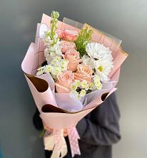 Букет цветов из:  Хризантемы и Розы в Веселоярске