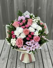 Букет цветов из:  Альстромерии, Гвоздики, Розы и Хризантемы #REPLACE_PRED# Веселоярске