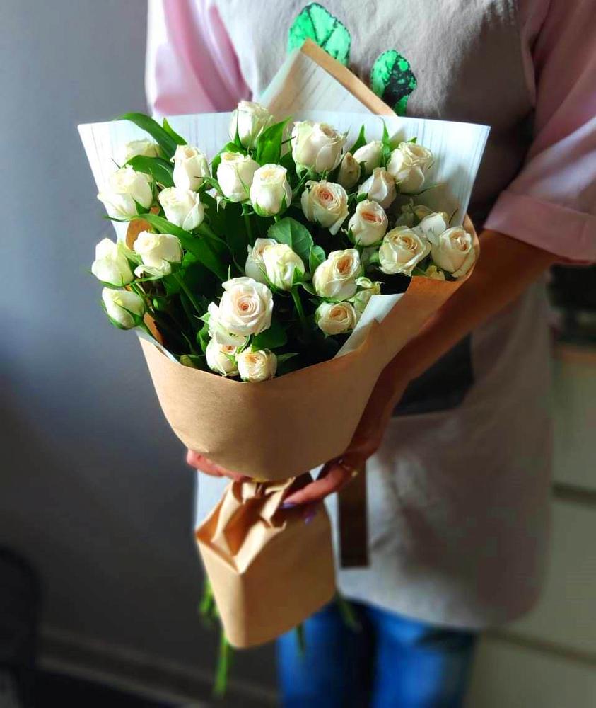 Букет цветов из: Розы в Веселоярске