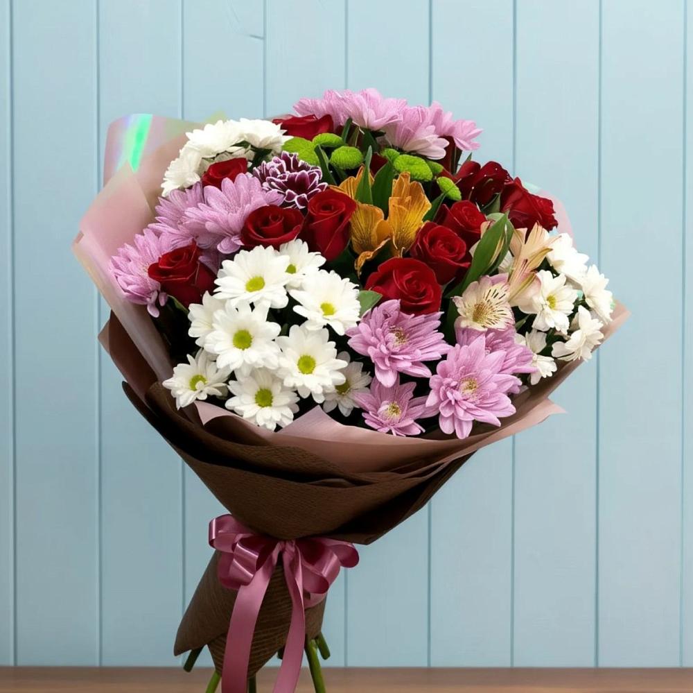Букет цветов из: Розы, Хризантемы и Альстромерии в Веселоярске
