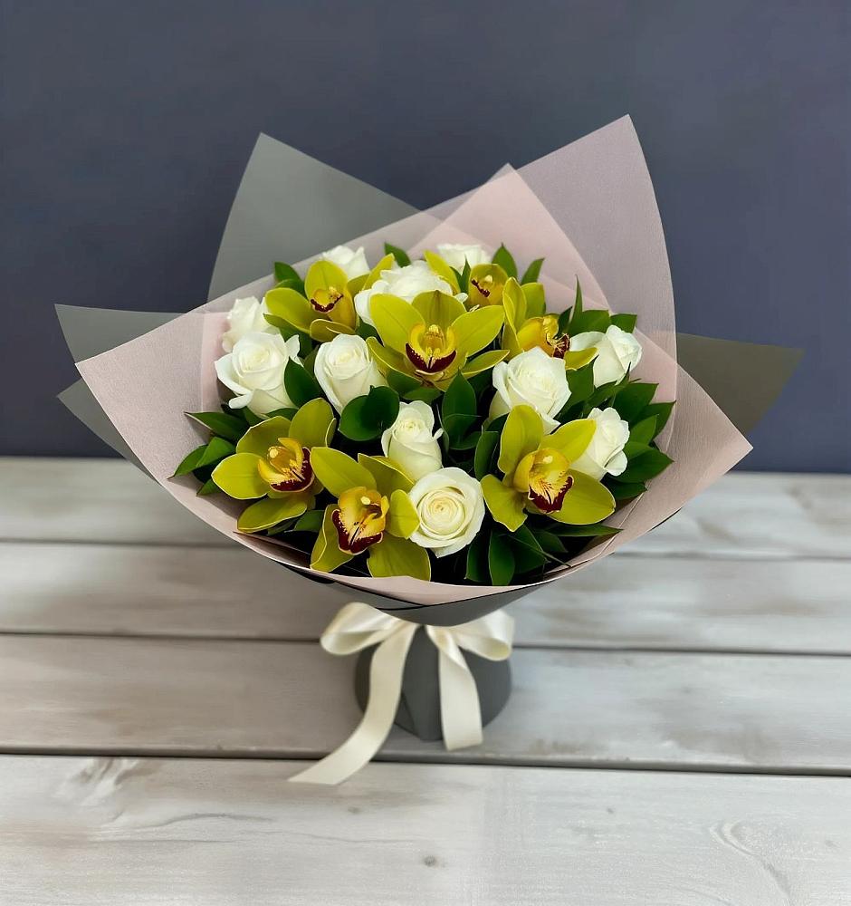 Букет цветов из: Орхидеи и Розы в Веселоярске