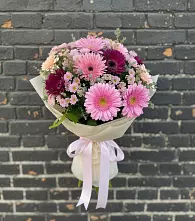 Букет цветов из:  Герберы и Хризантемы в Веселоярске