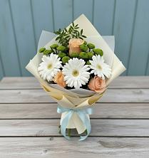 Букет цветов из:  Герберы, Розы и Хризантемы в Веселоярске